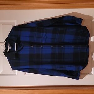 Old Navy Large blue & black flannel